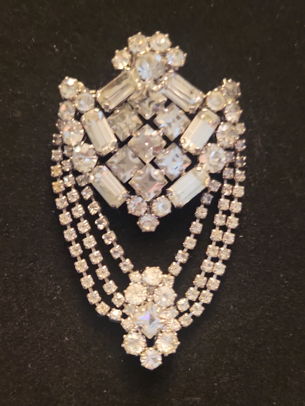 Chandelier Rhinestone Brooch - Picture 9 of 9